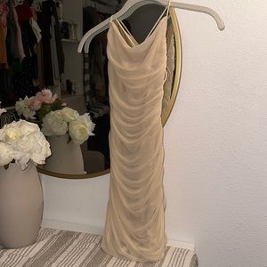 Backless/minimal strap cream color dress (S)